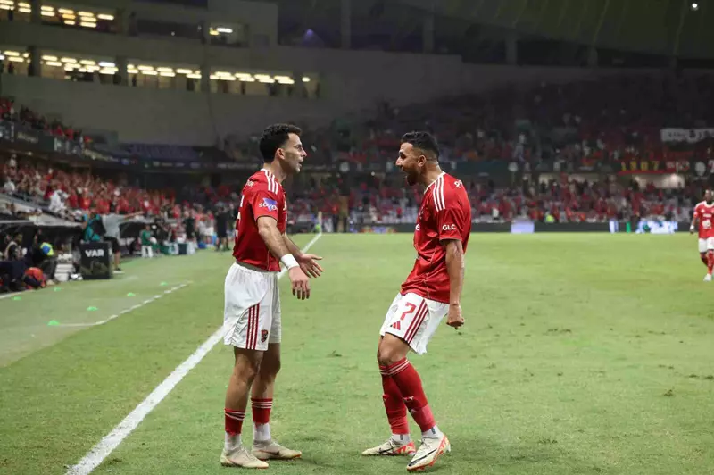 عودة تريزيجيه وزيزو.. مصدر ليلا كورة: توروب سيجري عدة تغييرات في تشكيل الأهلي 